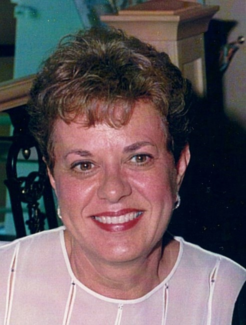 Obituario de Margaret Farina