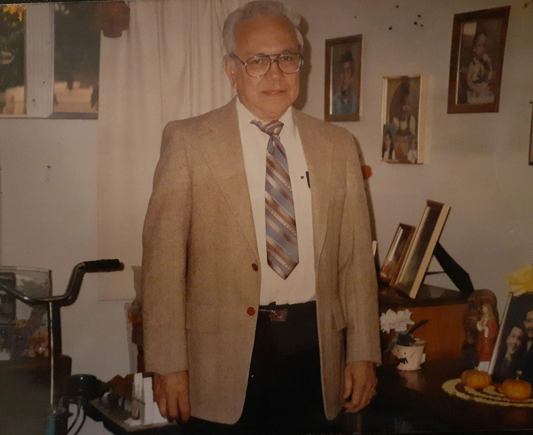 Obituary of Frank Joseph Casias