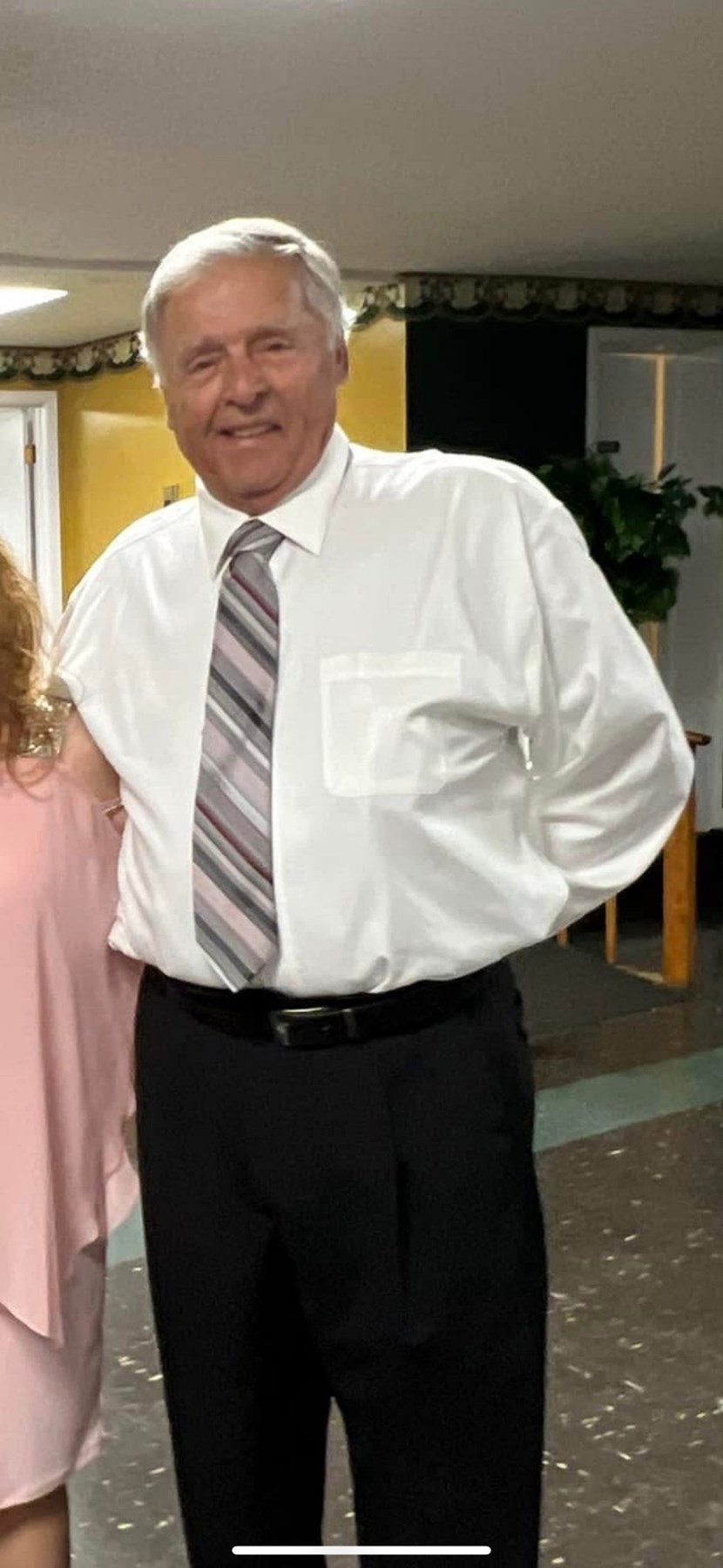 Obituario de Edward Olen Tucker