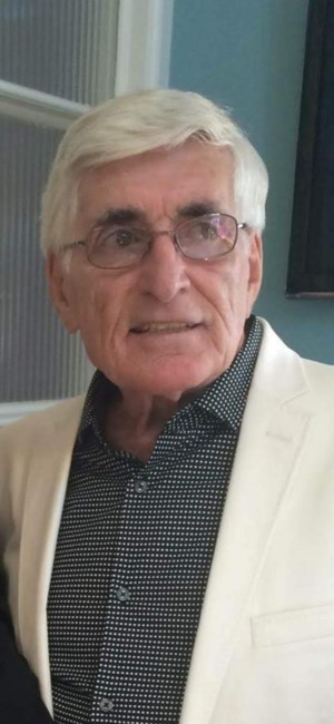Obituary of Thomas J. Tomlinson