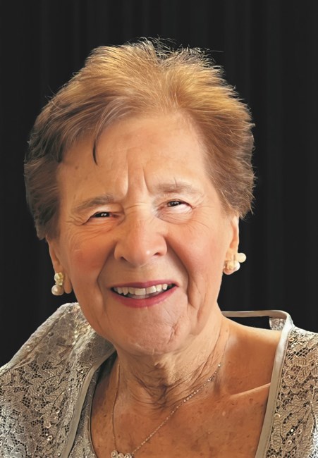 Obituary of Lucille M Grooms