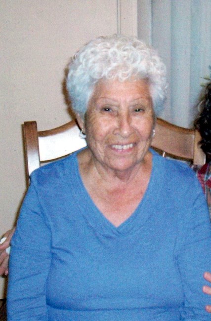 Obituario de Ernestina R Arenas