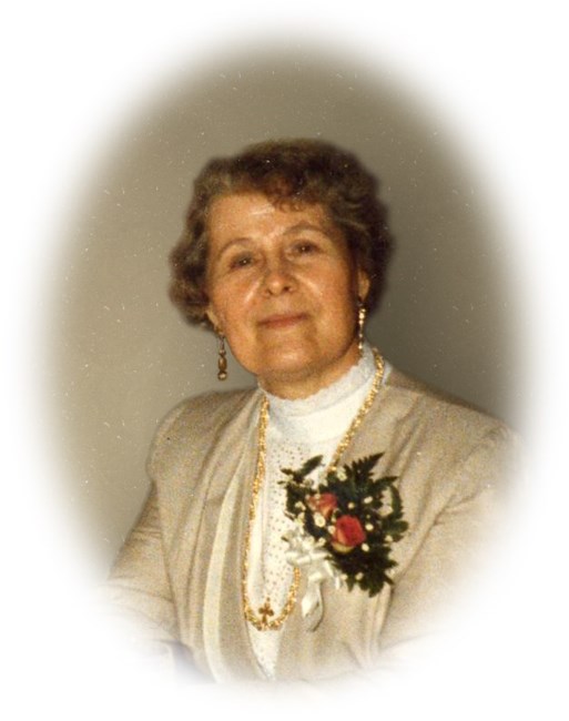 Obituary of Ewdokia "Dusia" Opariek