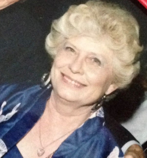 Obituario de Betty Lou Harris