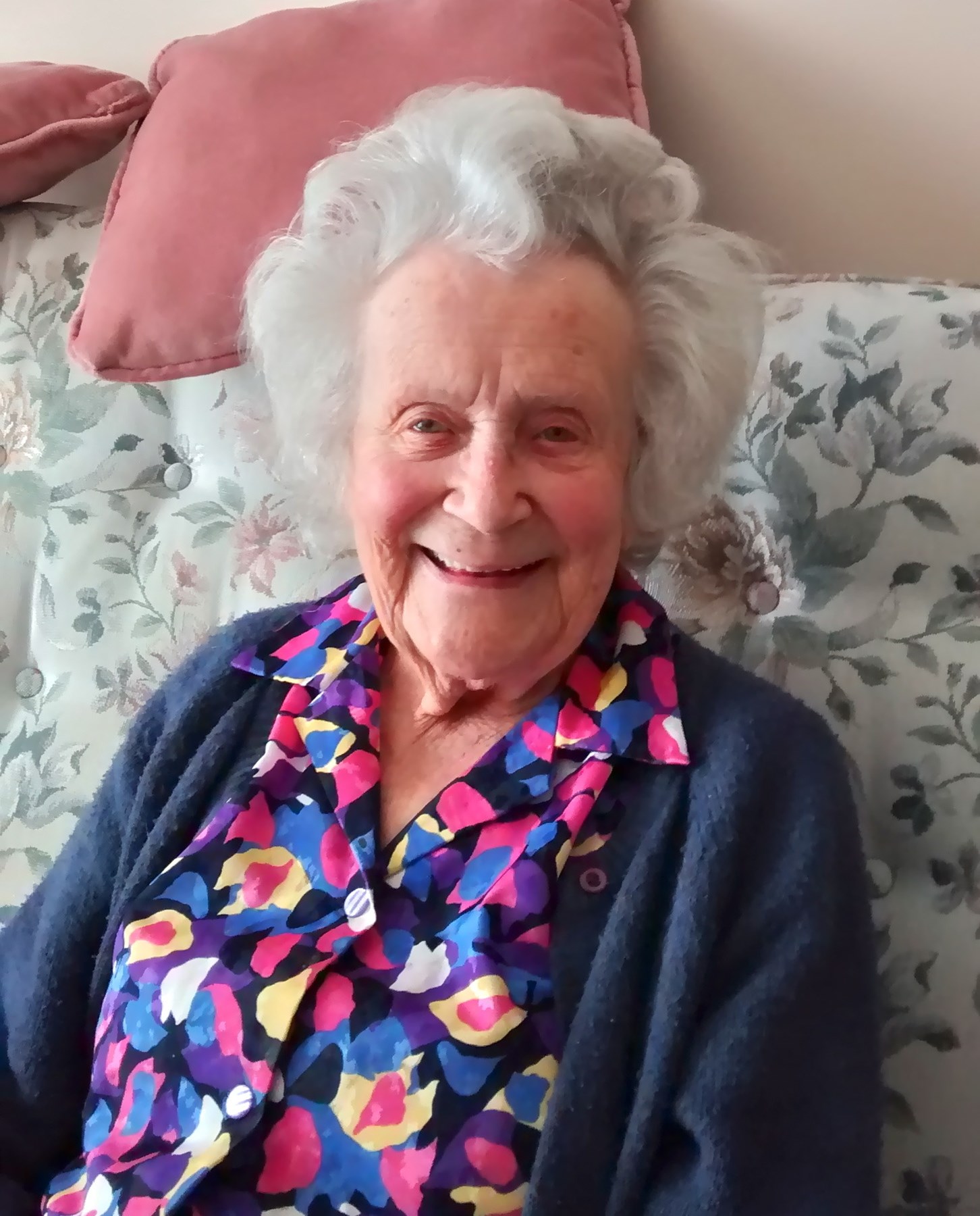 Obituario de Genevieve Michelle Richards