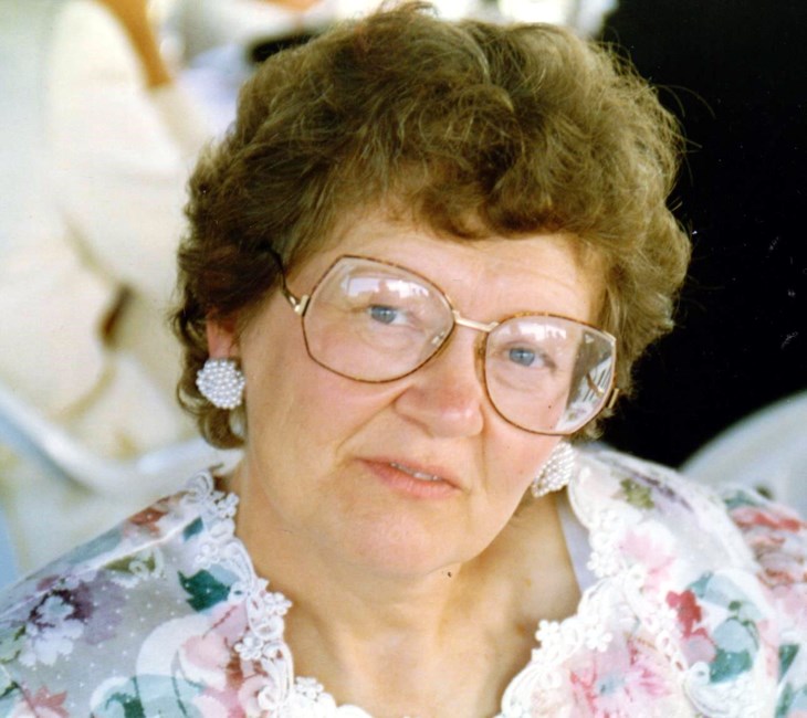 Obituary of Thelma Lorraine Belluscio