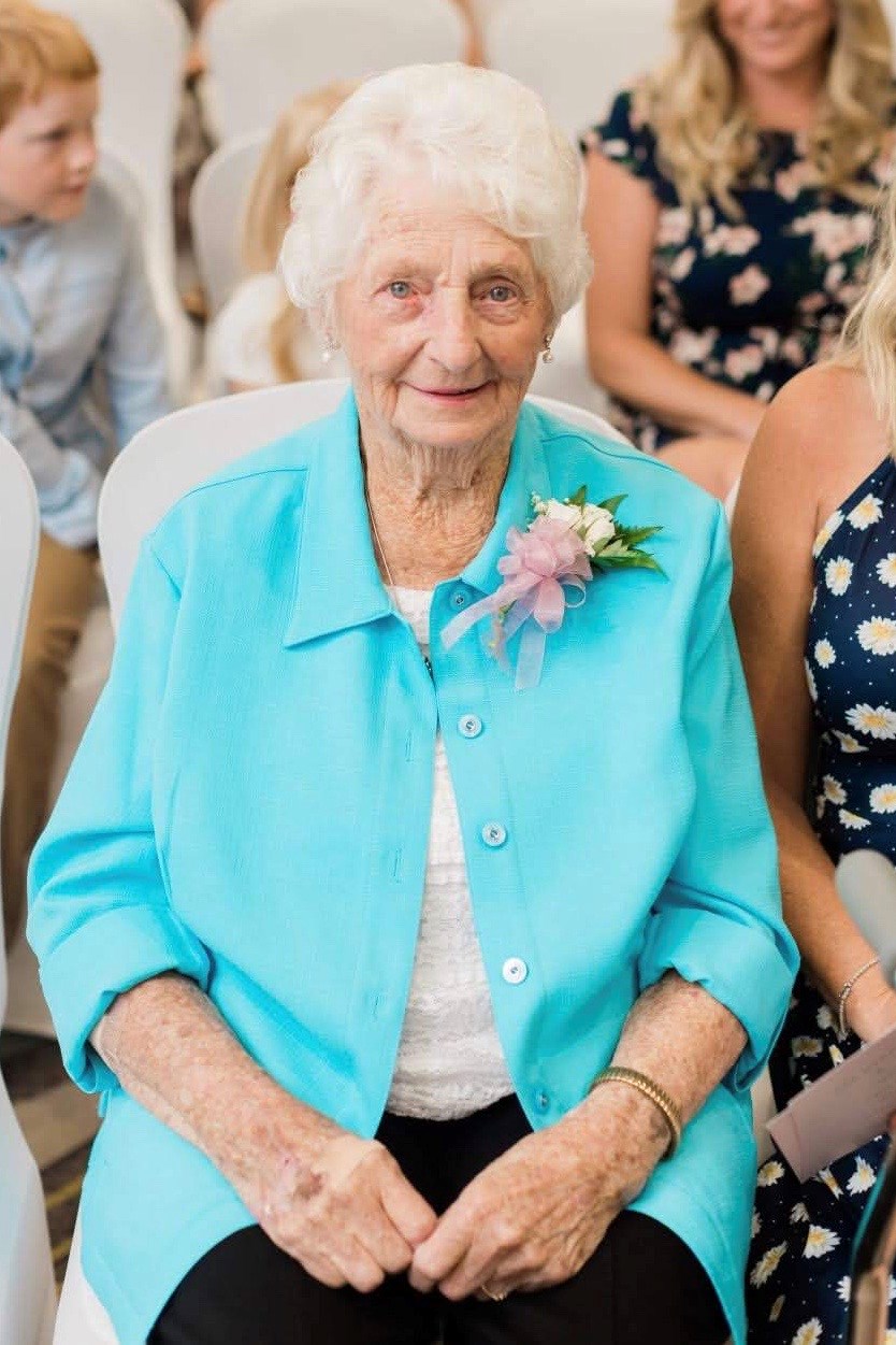 Obituary of Margaret Sadie MacKenzie