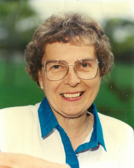 Obituario de Elaine Betty Manning