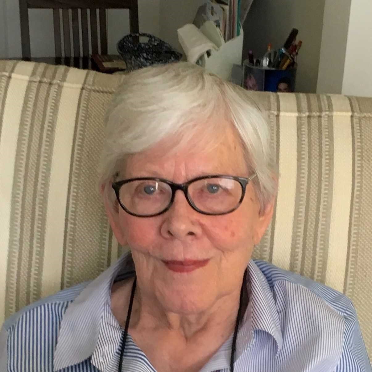 Obituary of Evelyn Louise Dalrymple