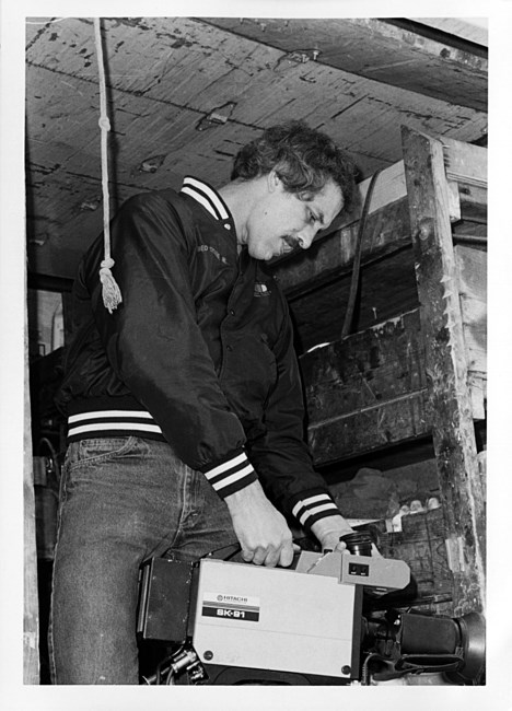 Obituary of Clyde "Fred" DeLoach