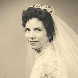 Obituary of Lois Long Carey