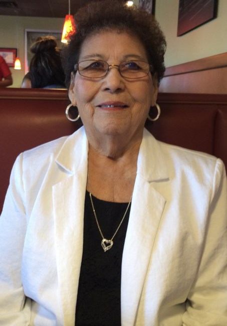 Obituary of Rosenda M Aguilar