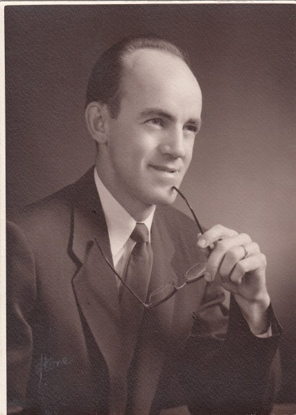 Obituary of Reverend Dwight Wallace Hughey