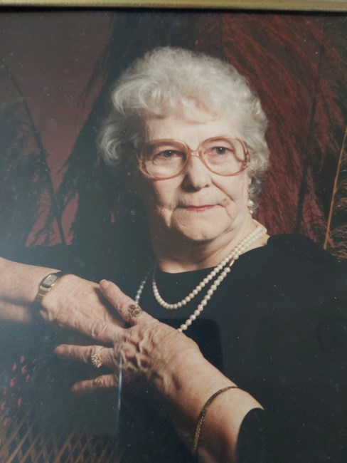 Obituary of Lizzie Hill