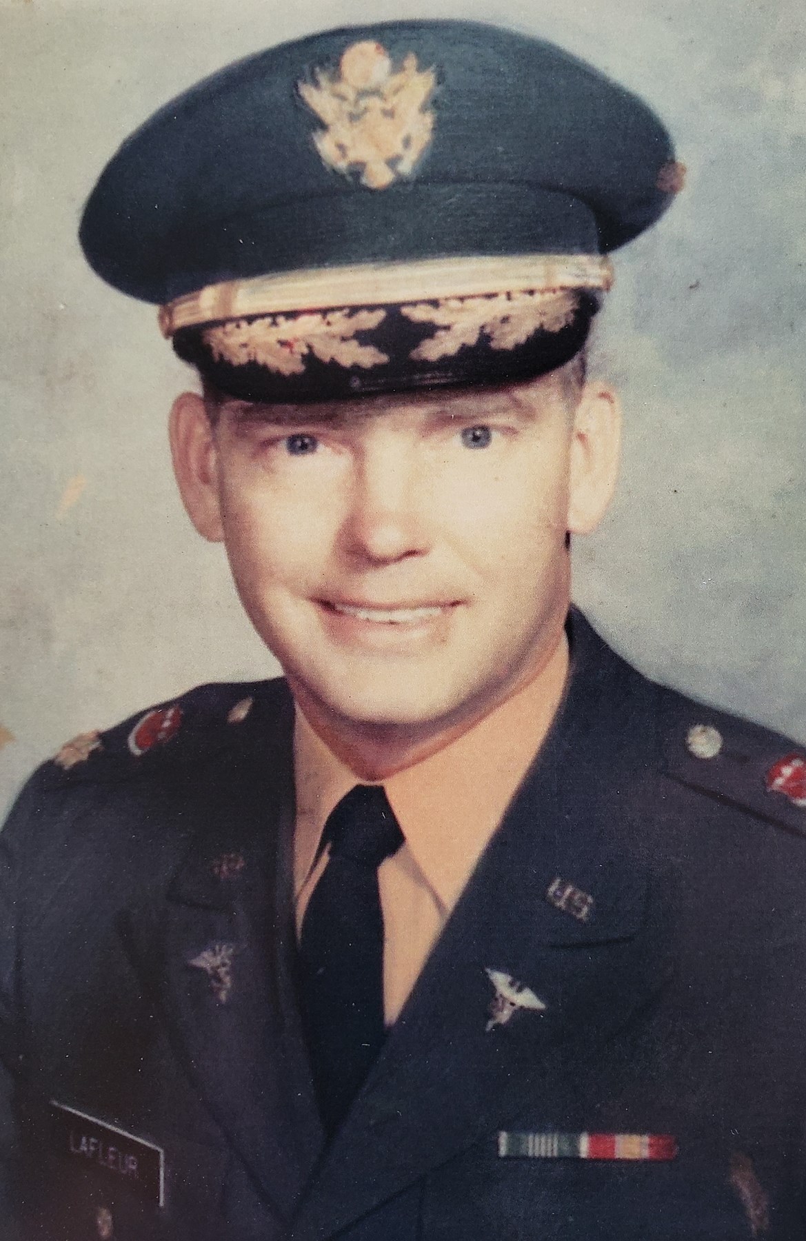 Col and macarthur avis sales