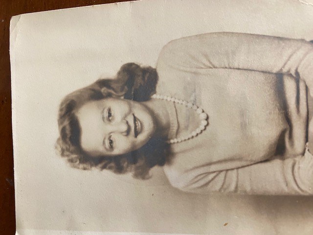 Obituary of Frances Irene Reinhardt