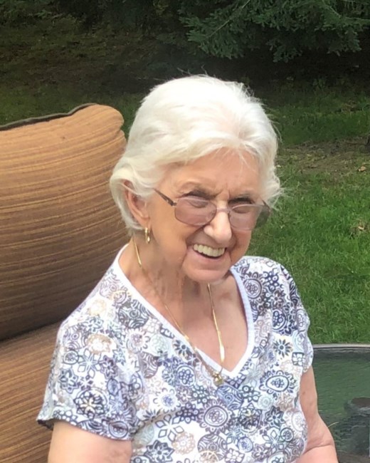 Obituary of Julia Kay Brunn-Machnak