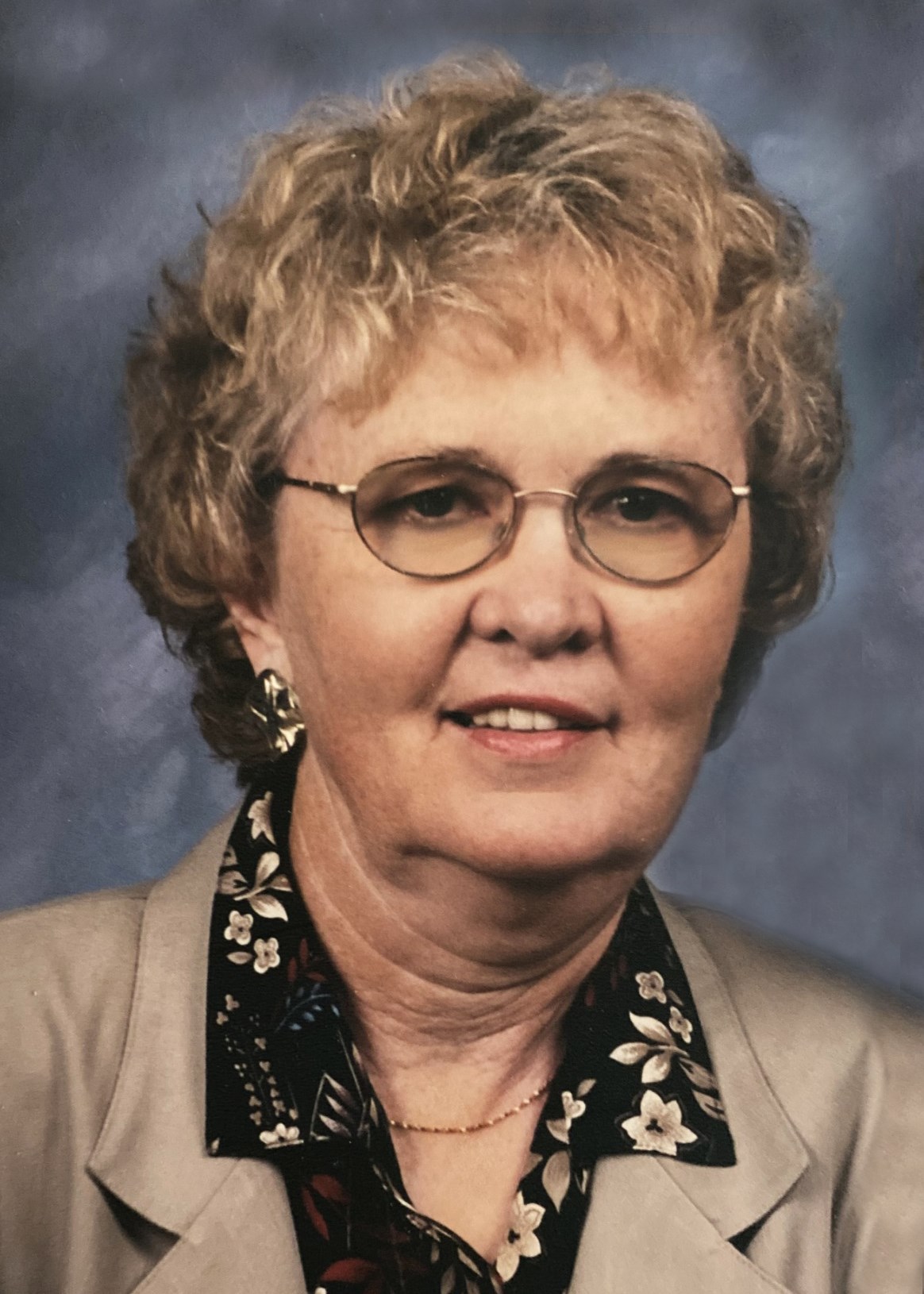 Esther Van Dam Obituary Byron Center, MI