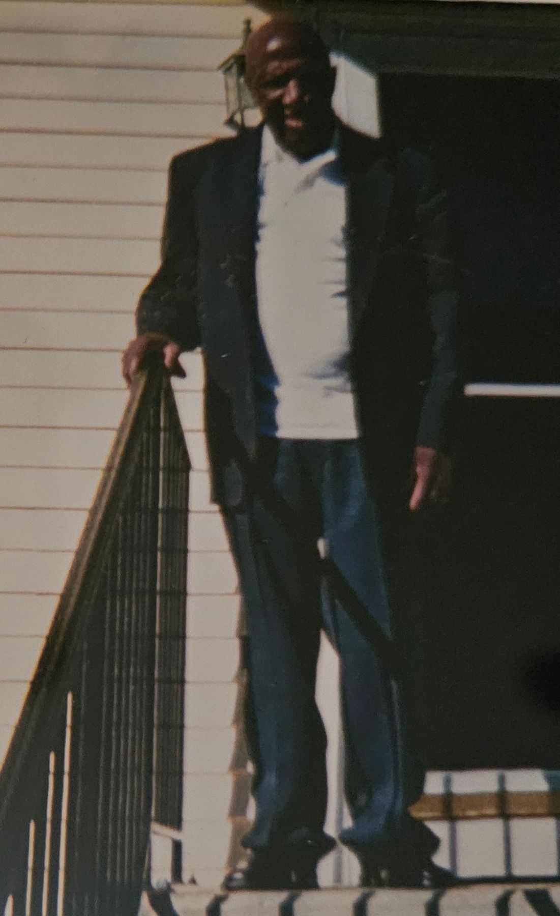 Obituary of Hail Herman Mourning