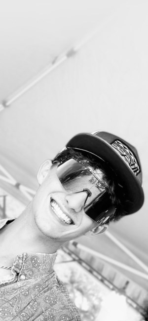 Obituary of Stash Rhinehart Sullenger