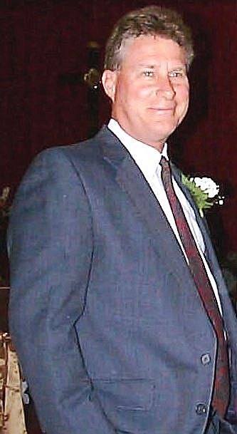 Obituary of Wayne Edgar Ticknor