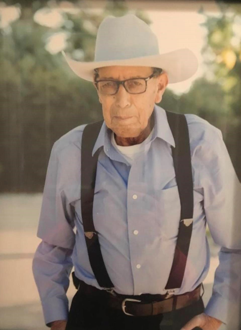 Ramon Reyes Obituary - Newhall, CA