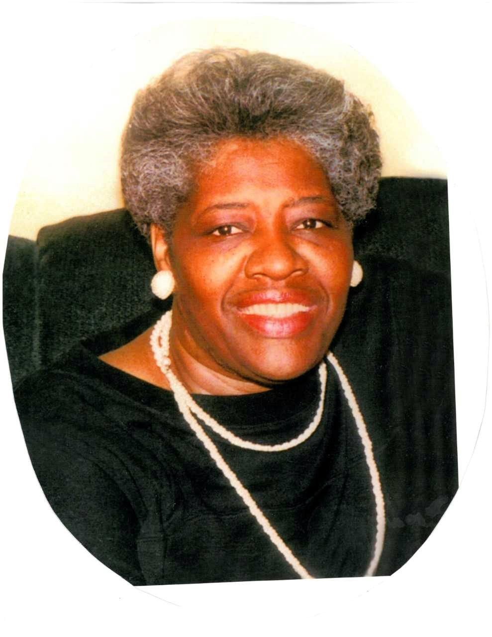 Obituary of Edith Elaine Darty Summers