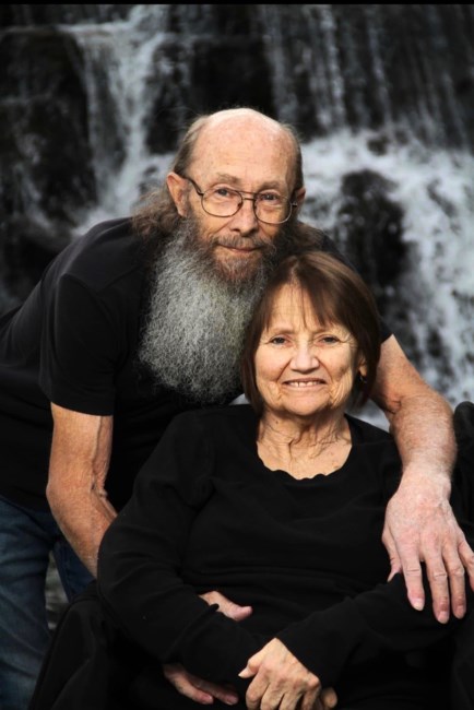 Obituary of Claudia Dawn Wright Hoy