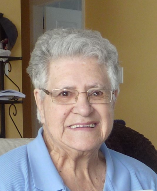 Obituary of Thérèse Dagenais Laferrière