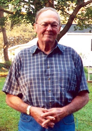 Obituary of Carroll Dean Lough