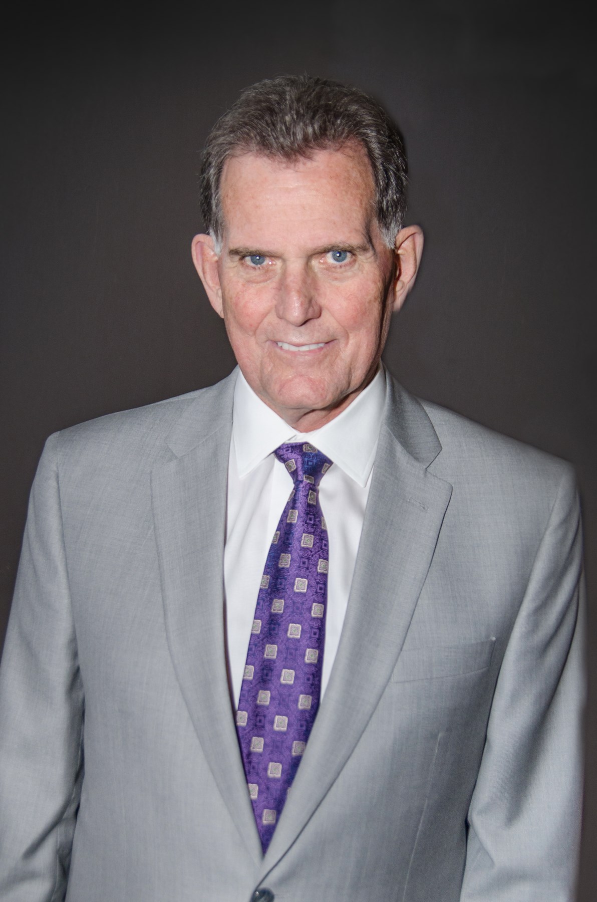 Obituario de Charles William Clifton