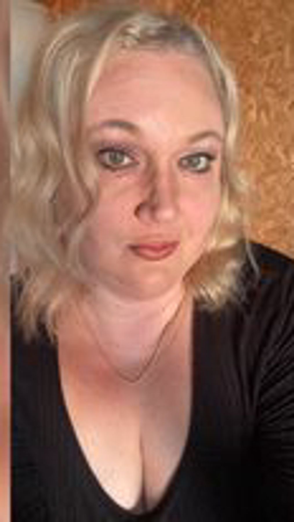 Obituary of Elizabeth Carolyn Darling