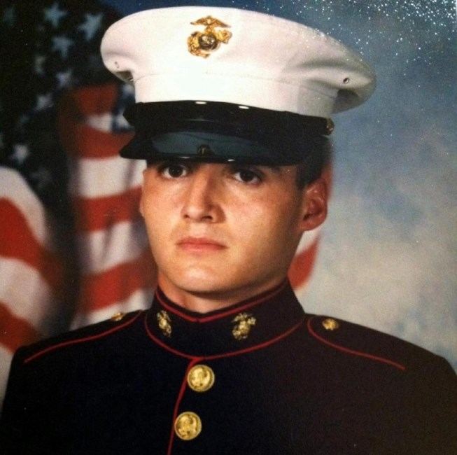 Obituario de Robin Lee Hernandez