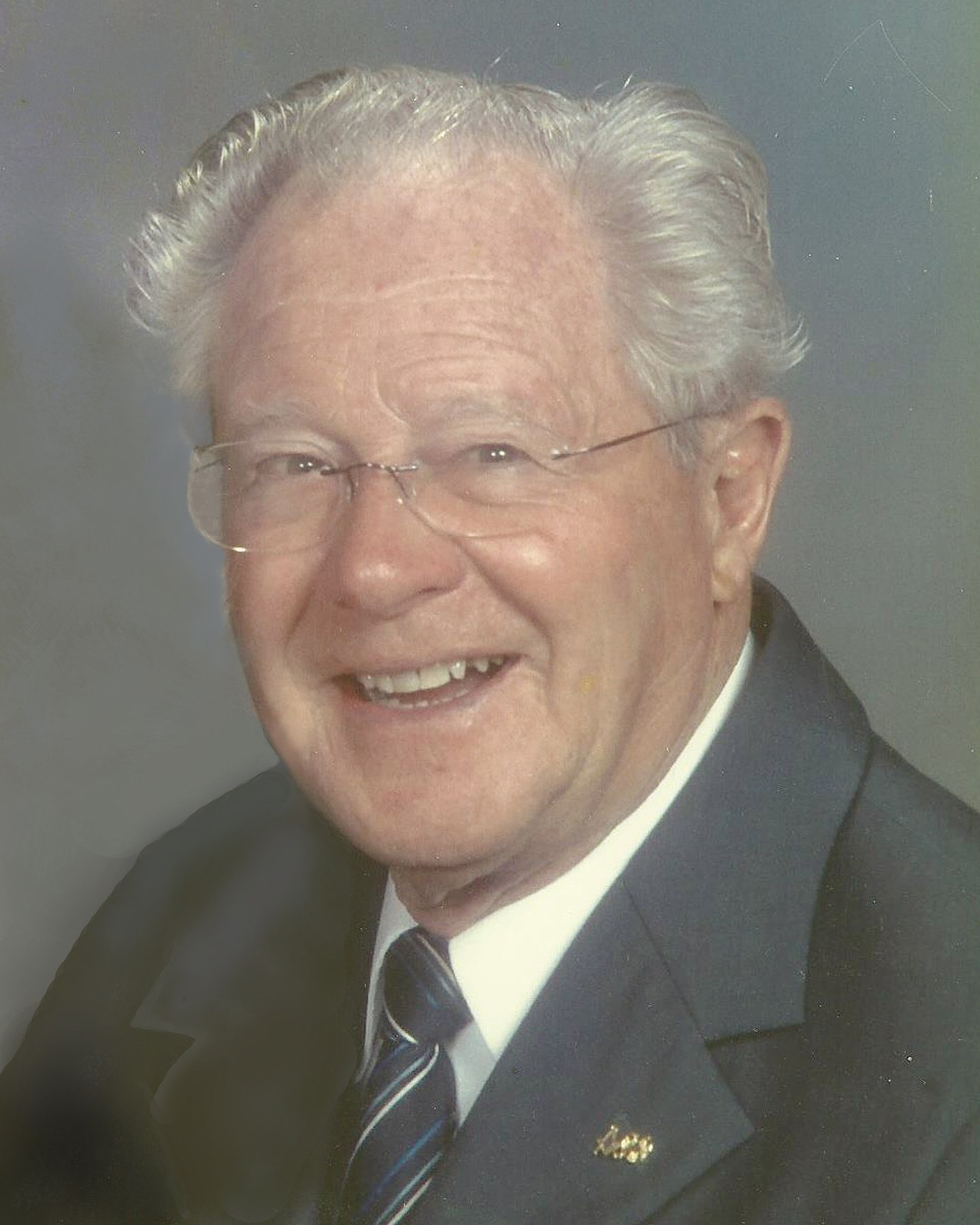 Obituary of Howard Dean Genrich