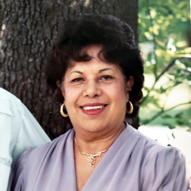 Obituary of Esperanza T. Martinez
