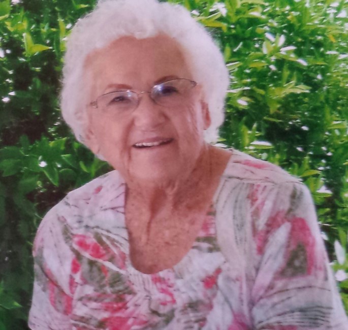Obituary of Dorothy May Lewis
