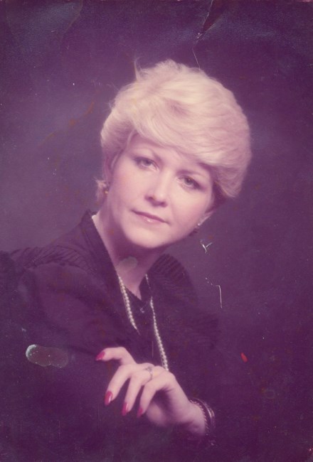 Obituary of Pamela Z. Saxon