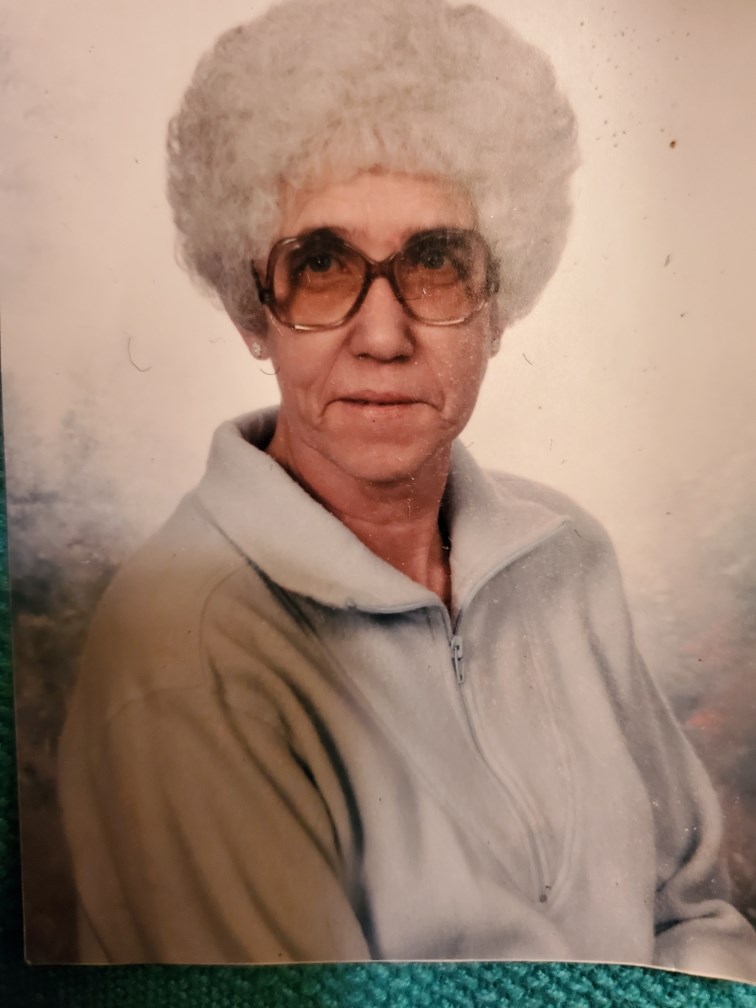 Obituary of Grace Yvonne Roberts