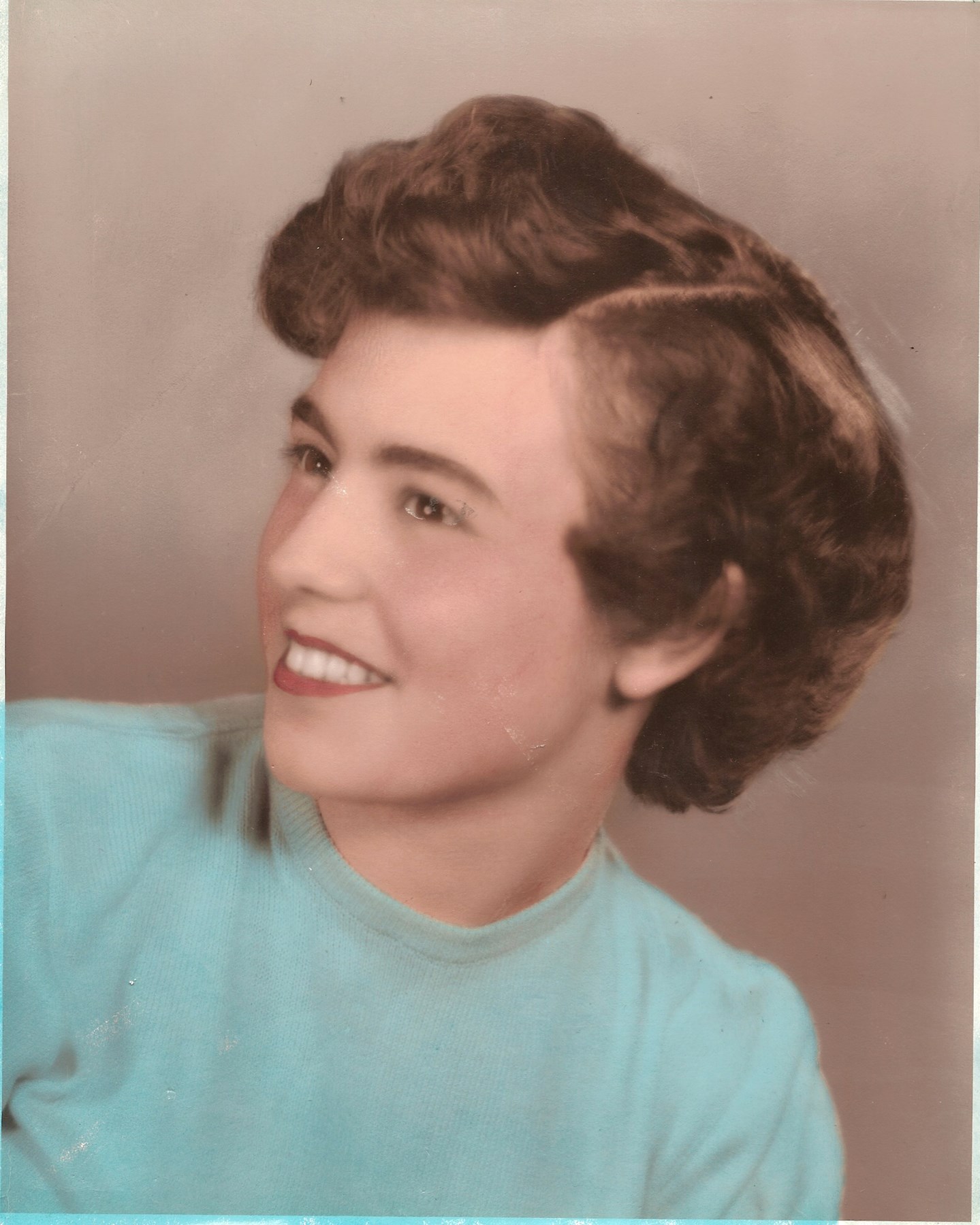 Obituario de Mildred E. Roberts