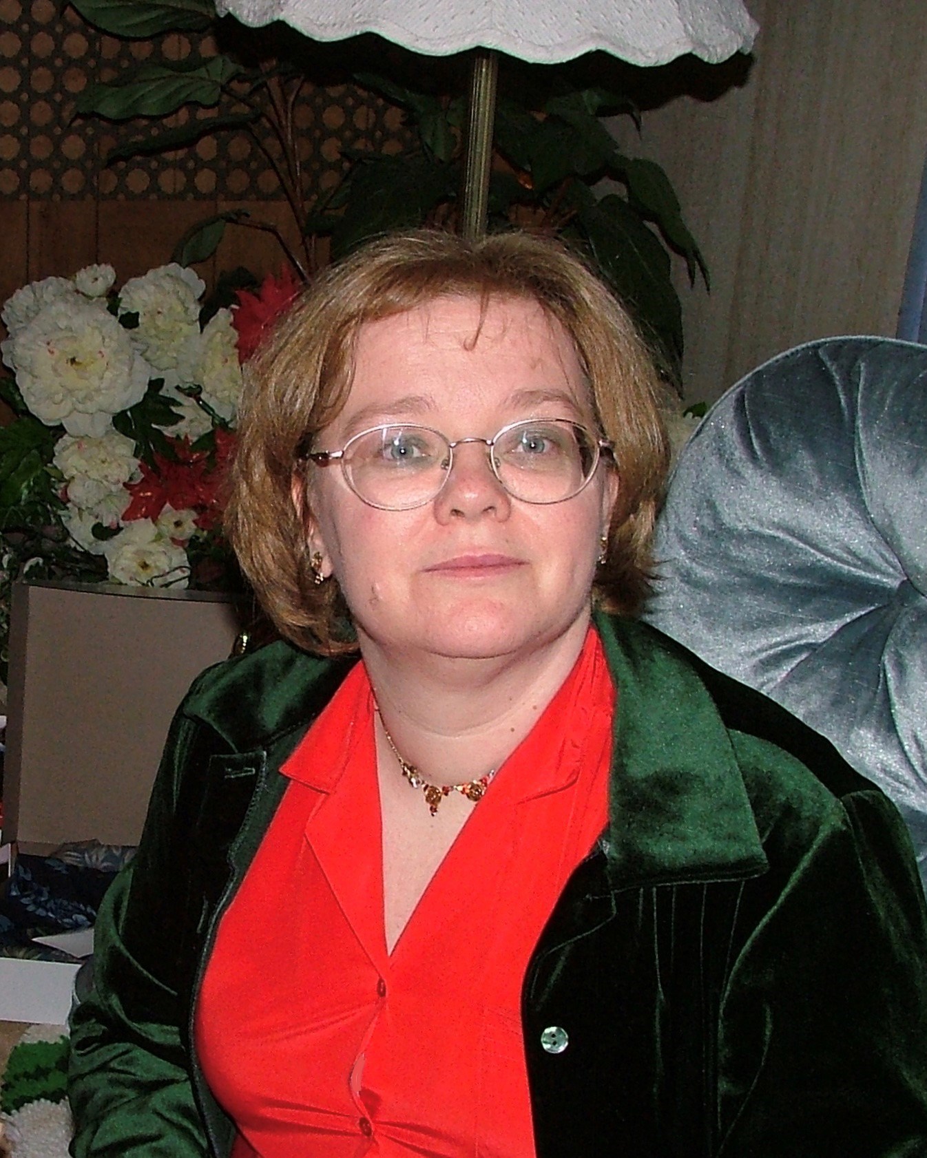 Obituary of Christine (nee Harrison) Folkes