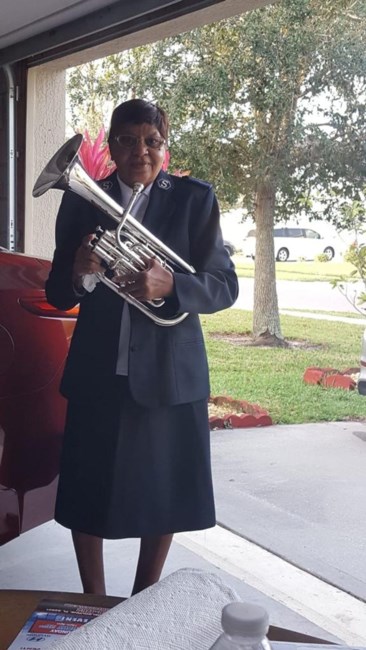 Obituary of Elaine Gwendolyn Currie