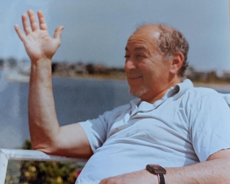 Obituary of Dr. Saul Quint