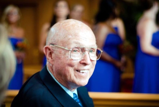 Obituary of James Frank Gay, Jr.