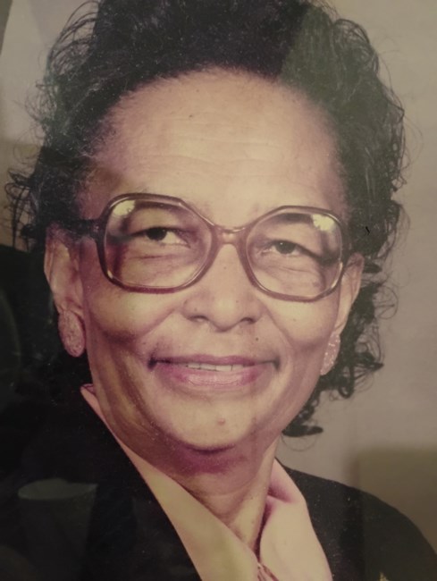 Obituary of Mrs. Carmia Bell