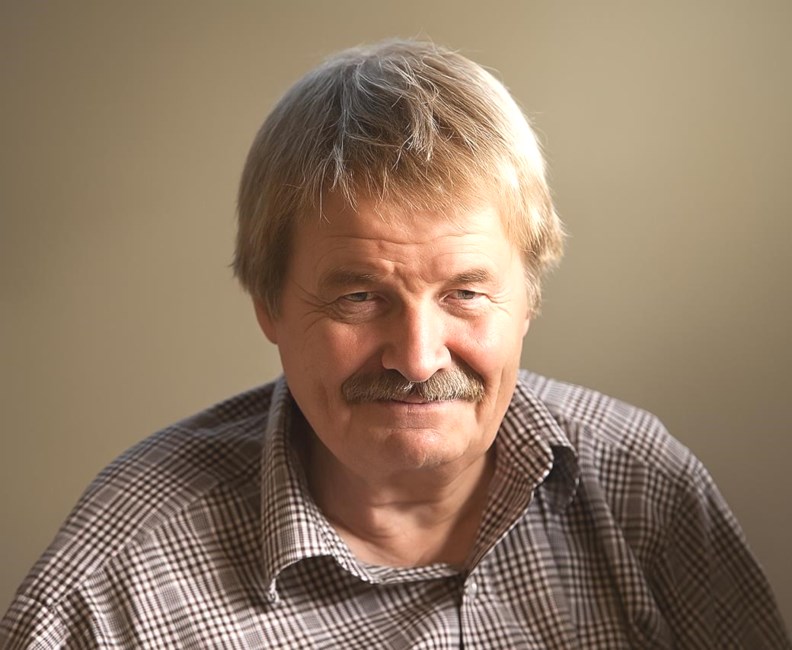 Avis de décès de John Stanley Lee