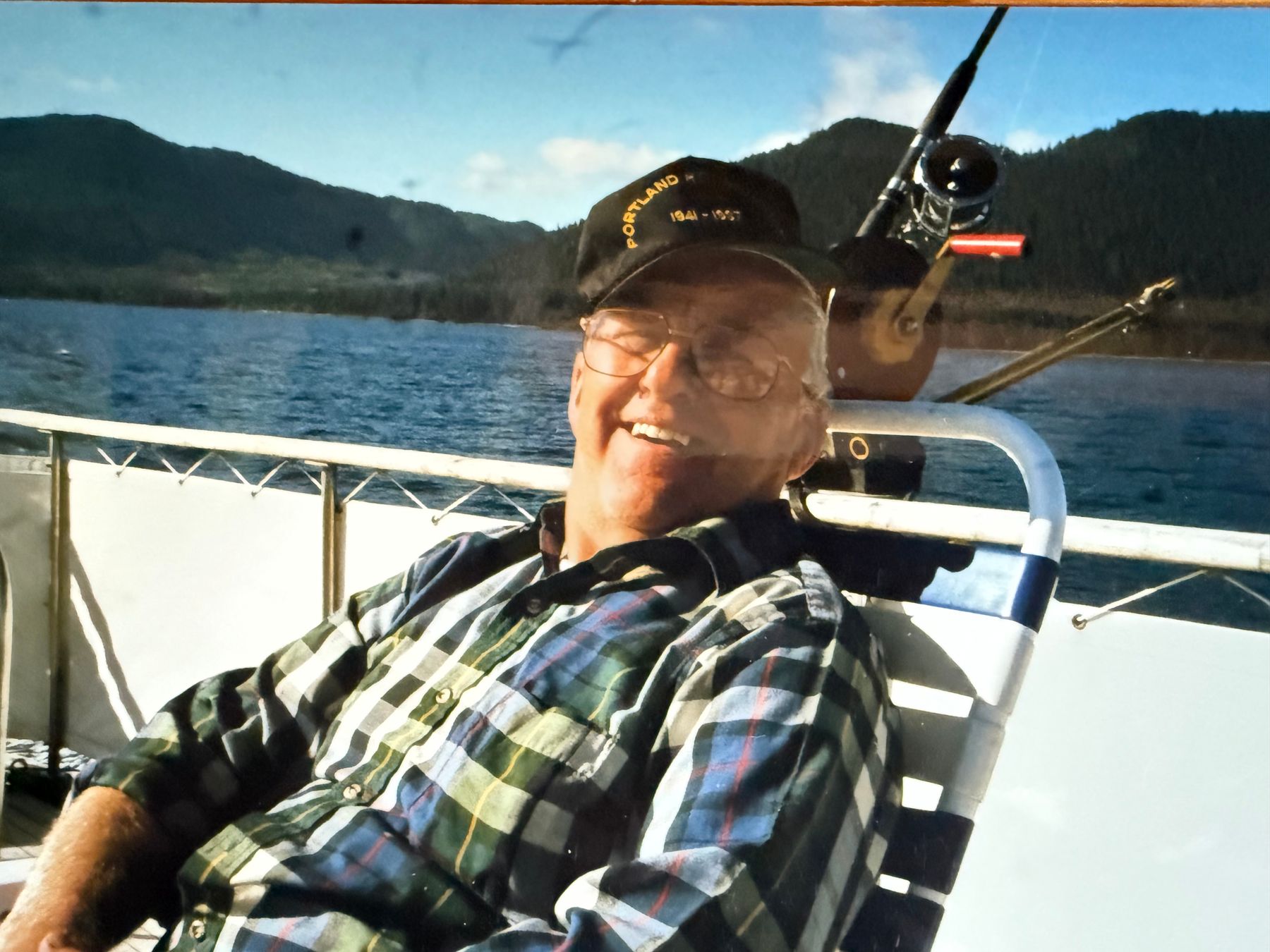 Obituario de William Raymond Scott