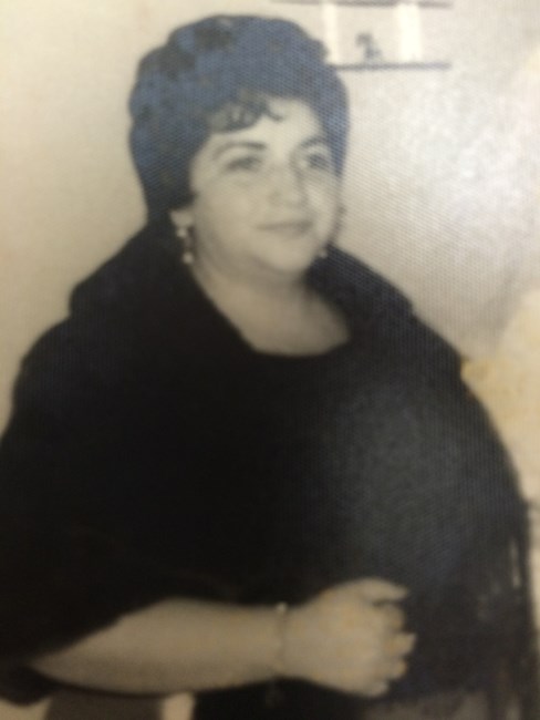 Obituary of Gloria Flores