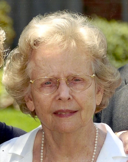 Obituary of Dorothy Pauline Thomas Robertson