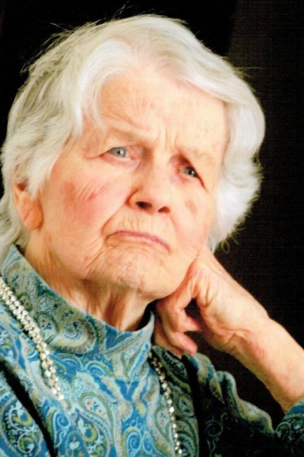 Obituary of Maxine M. Jacobs Dinius