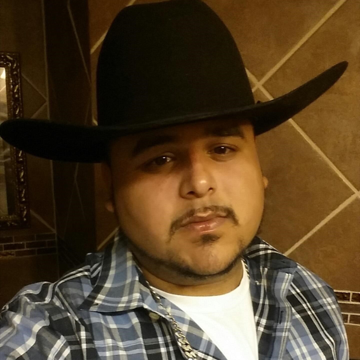 Obituary of Randy Sauceda